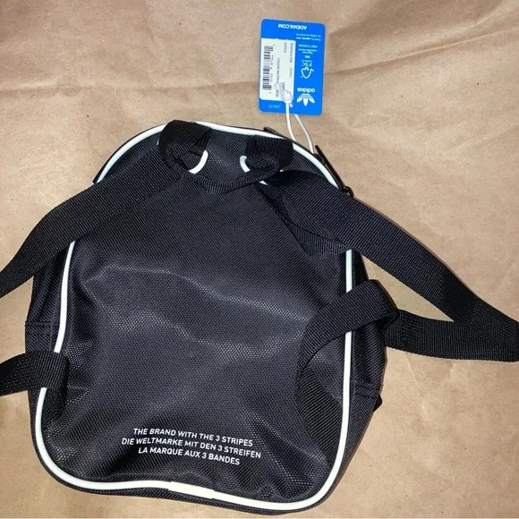 Adidas trefoil mini backpack - Picture 5 of 8